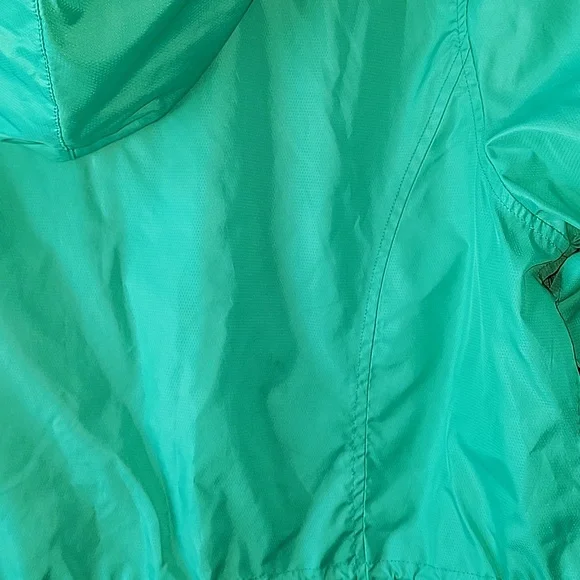 Style & Co Sport Light Raincoat - Picture 3 of 3